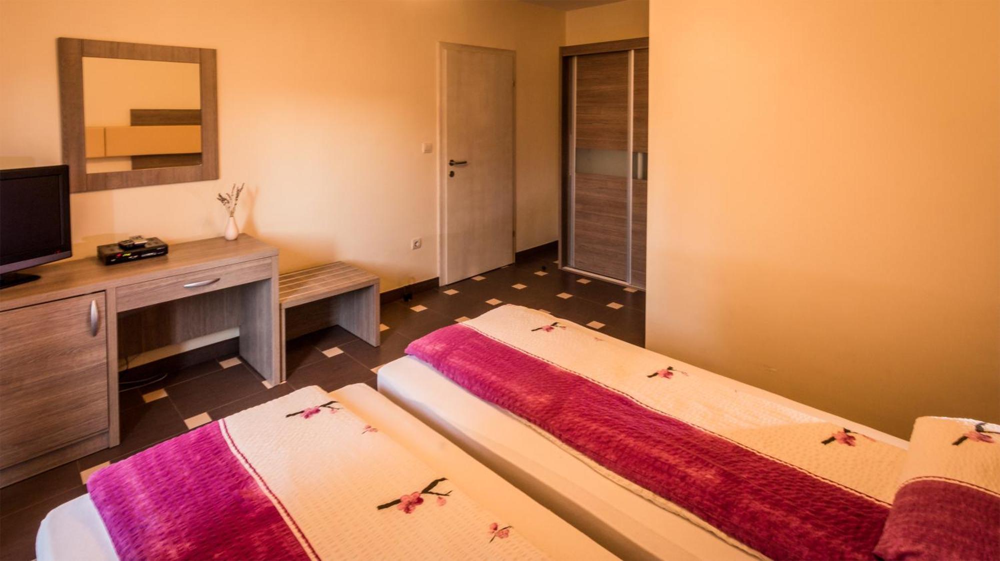 Guest House Villa Maslina Neum Zimmer foto